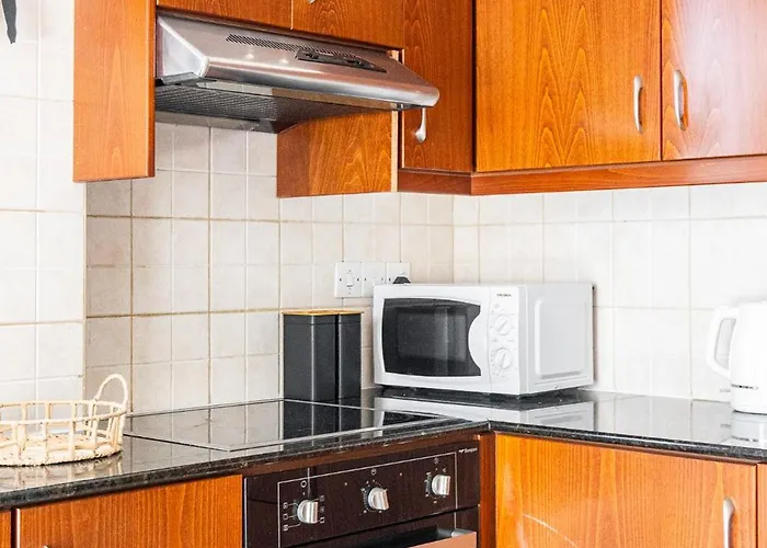 Market View - Near The Apartamento Larnaca